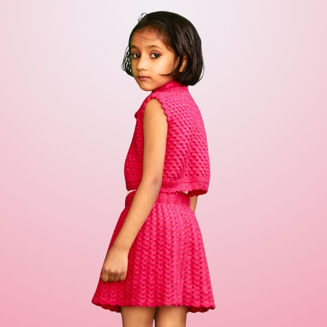 Scarlet Whirl Crochet Ensemble