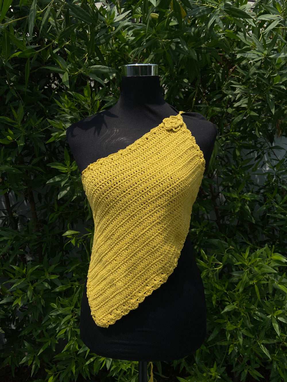 Sera Love cotton crochet top close-up lace detail – Chutak Binak