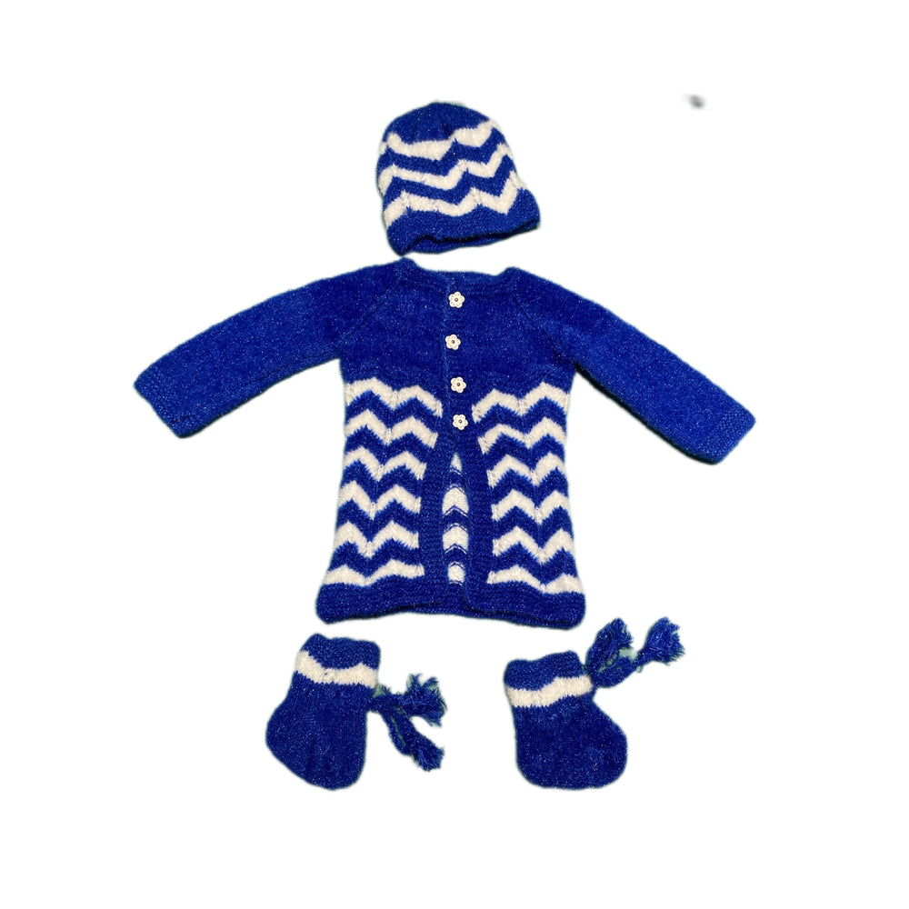 Hand knit baby jacket set with socks for boys 12-18 months blue white – Chutak Binak